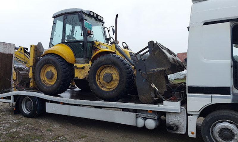 Šlepanje teretnih vozila, gradjevinskih i poljoprivrednih mašina